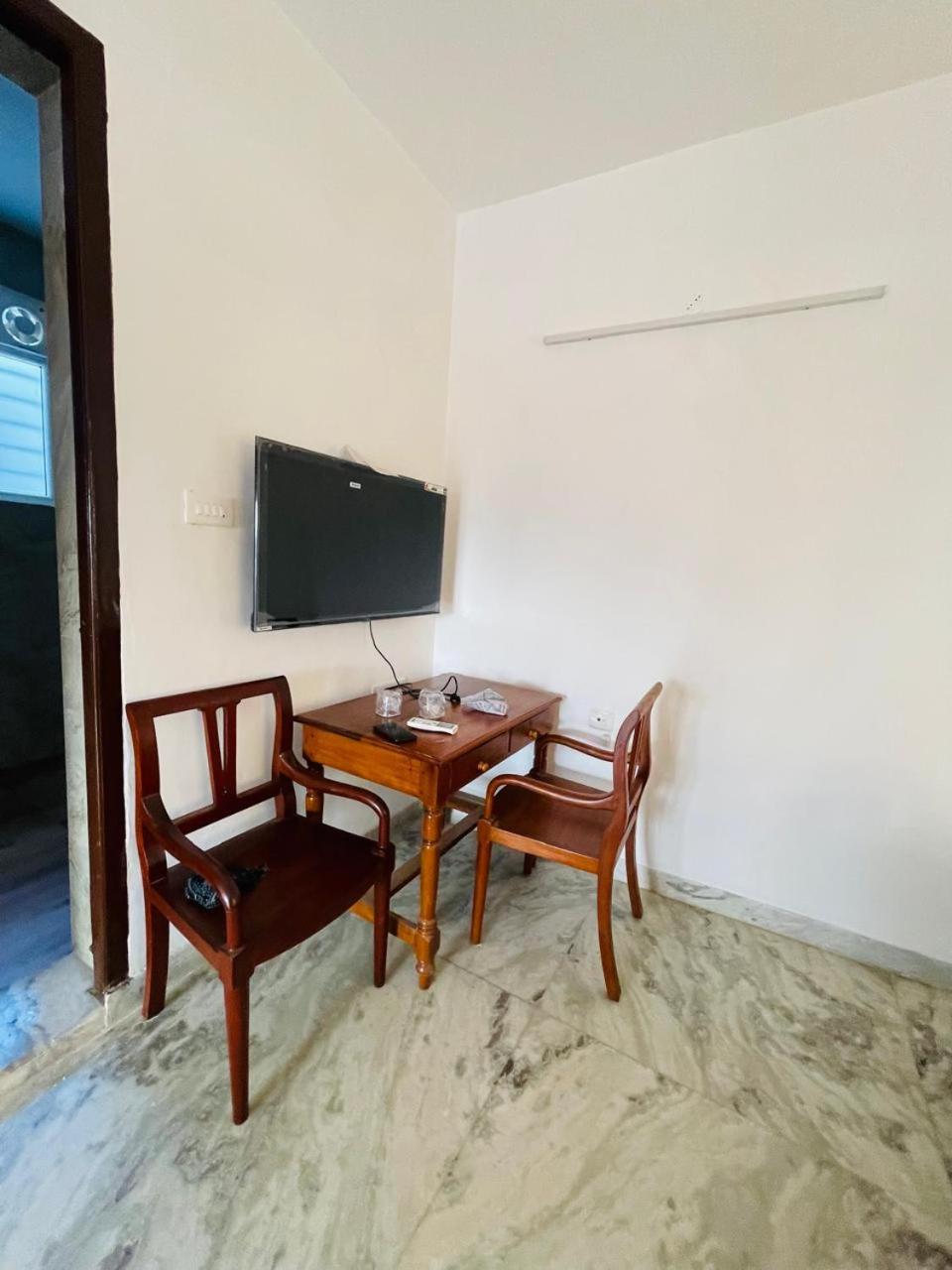 La Villa Marseille Pondicherry Bagian luar foto