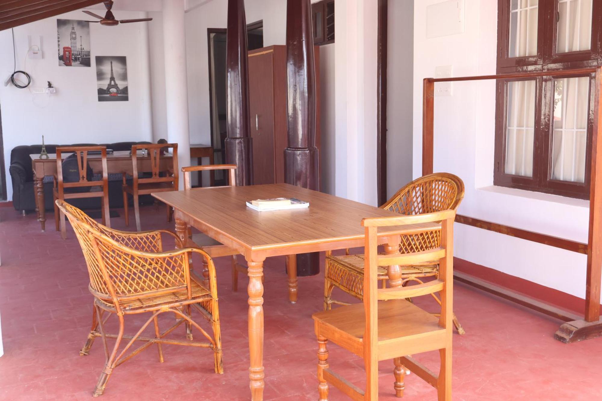 La Villa Marseille Pondicherry Bagian luar foto