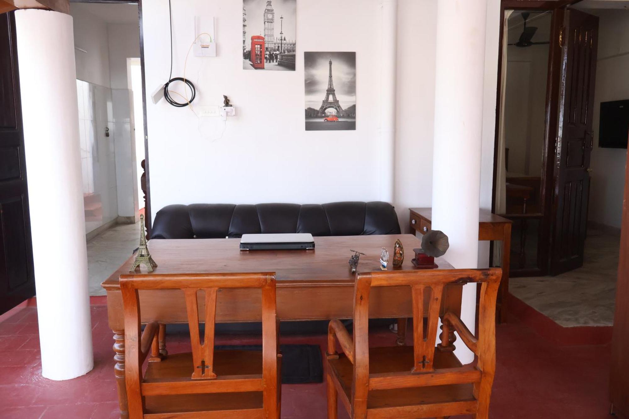 La Villa Marseille Pondicherry Bagian luar foto