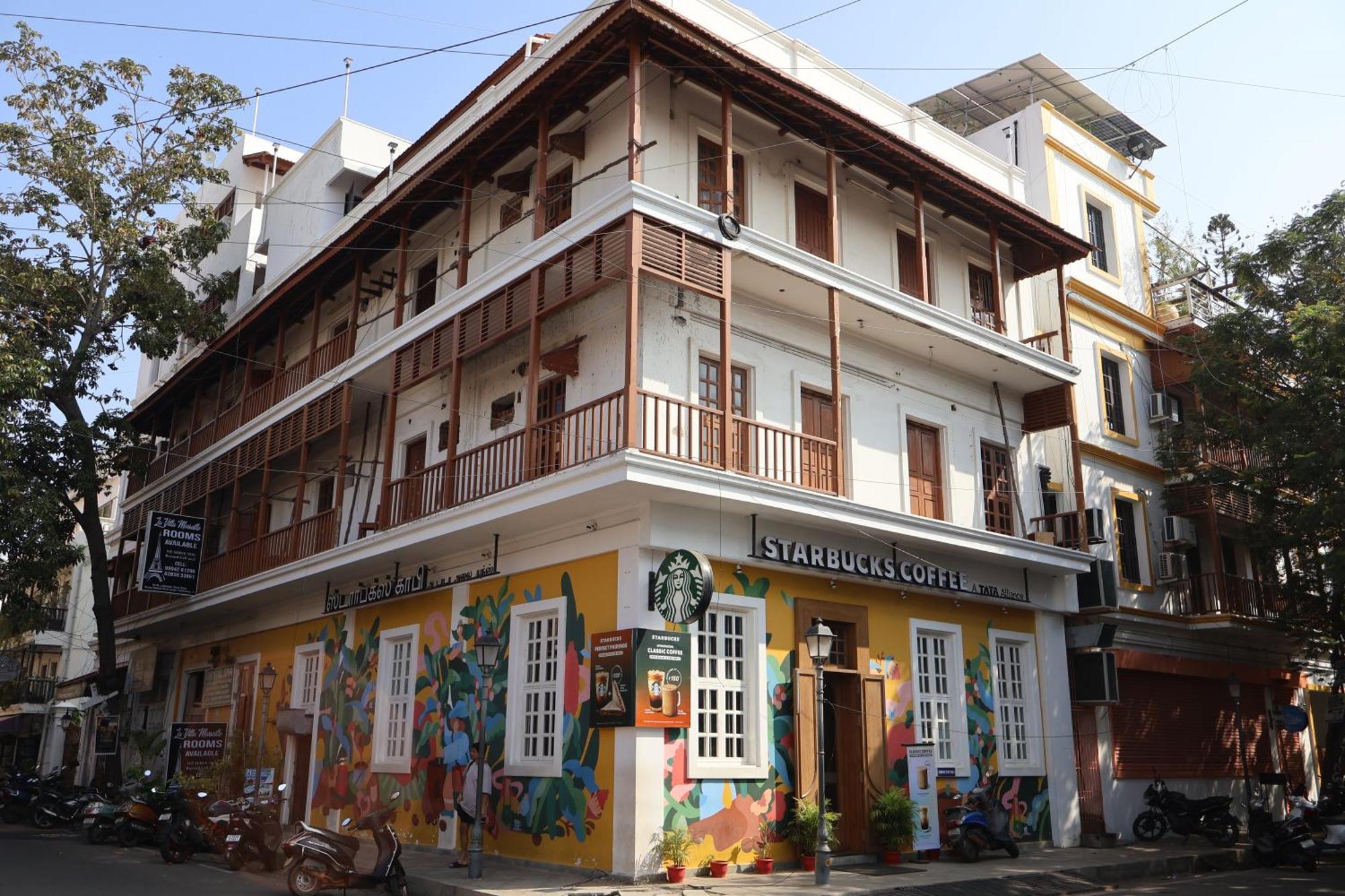 La Villa Marseille Pondicherry Bagian luar foto